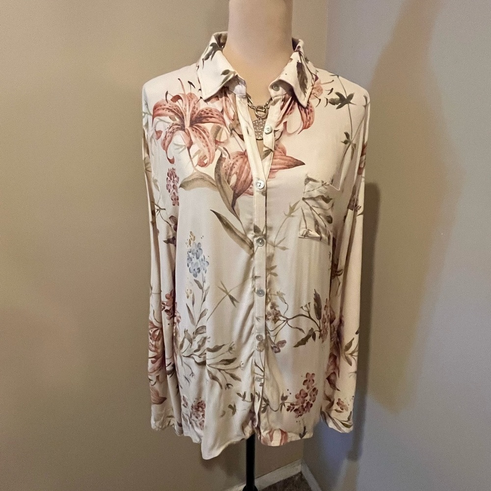 Chaser Cream Botanical Button-Down Shirt, size Large